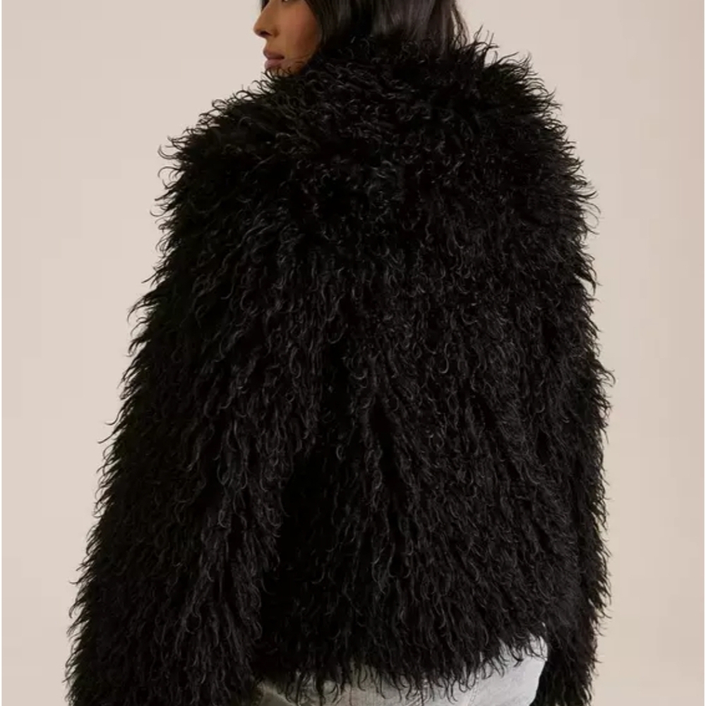 Torrid Festi Black Wide Collar Faux Fur Jacket - Picture 3 of 7